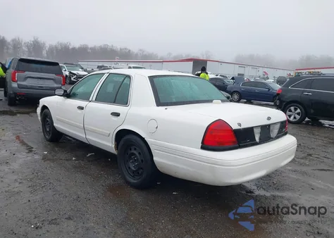 2011 Ford Crown Victoria Police Interceptor из США, поврежденный, VIN 2FABP7BV9BX101067